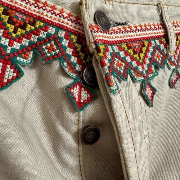 Free People We The Free Borderline Southwestern Cutoff Shorts Size 31 - Picture 7 of 13